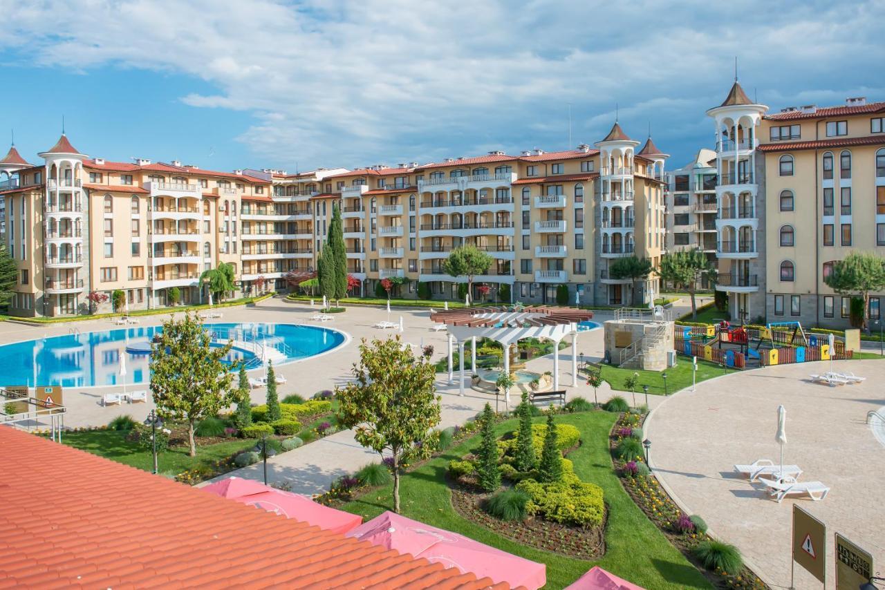 Royal Sun Apartments ซันนีบีช ภายนอก รูปภาพ