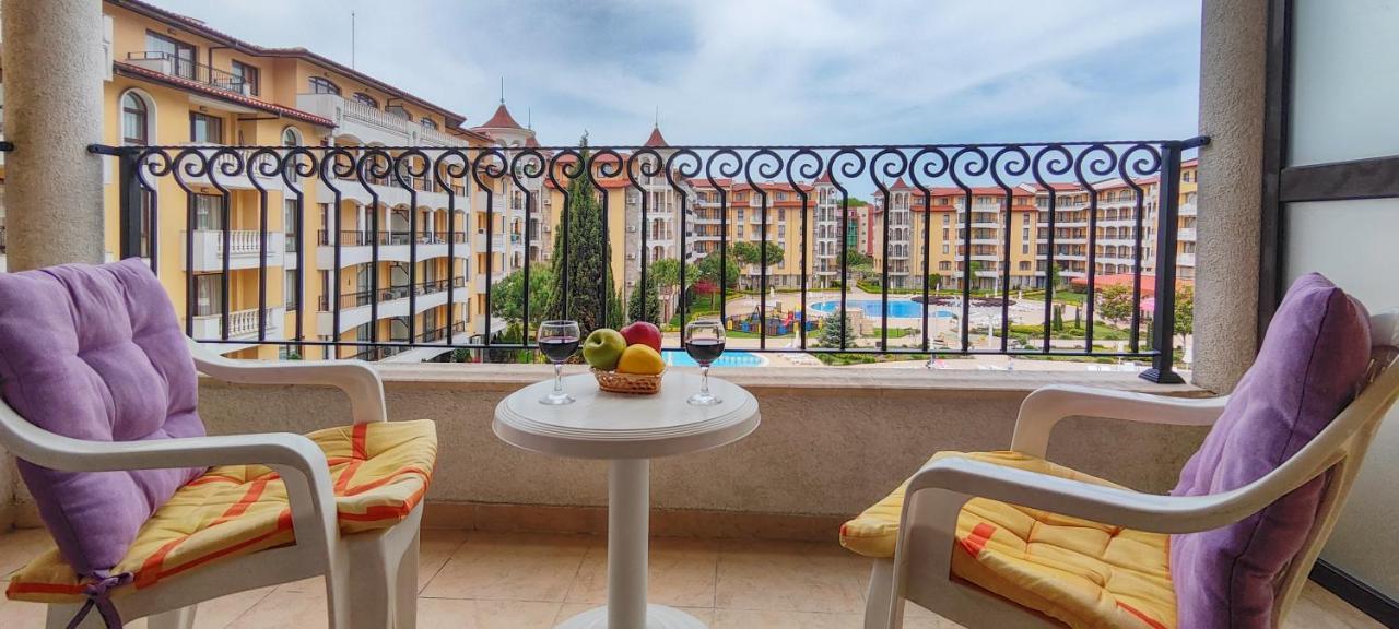 Royal Sun Apartments ซันนีบีช ภายนอก รูปภาพ