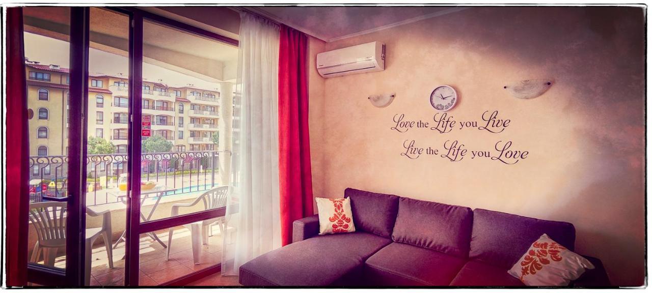 Royal Sun Apartments ซันนีบีช ภายนอก รูปภาพ